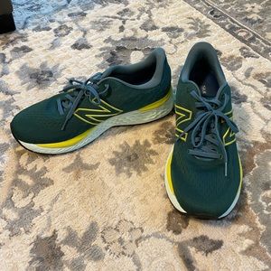 New Balance 880 v11 Men’s size 10.5 WIDE